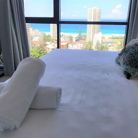 Qube Broadbeach Ocean View Apartments Gold Coast Exteriér fotografie